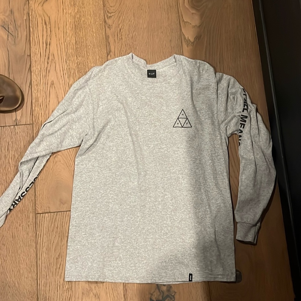 HUF long sleeve, size M